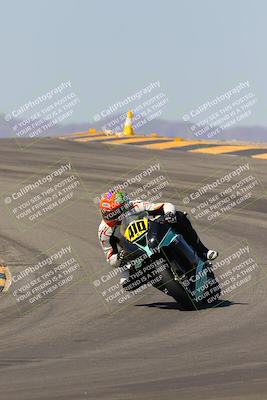 media/Oct-07-2023-CVMA (Sat) [[f84d08e330]]/Race 5 Amatuer Formula Middleweight/